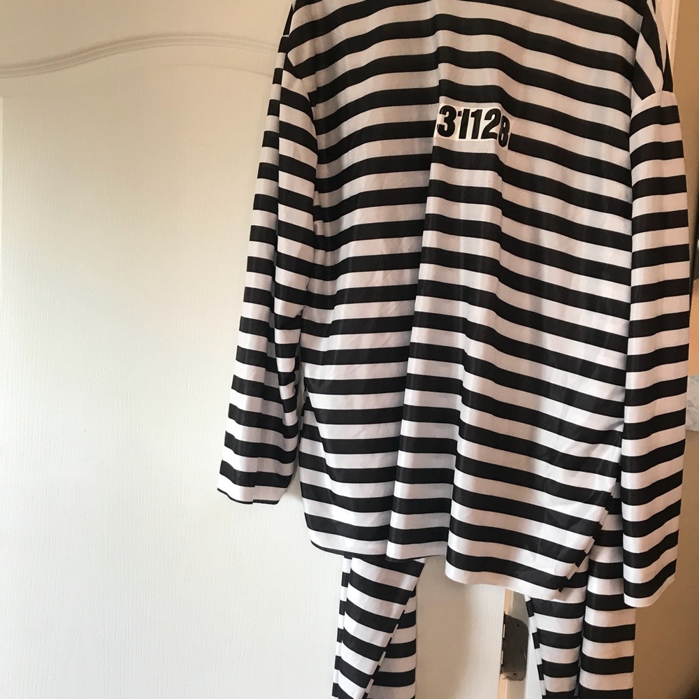 Costume